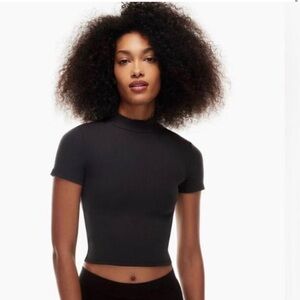 Babaton Formarib Mockneck T-shirt x 2